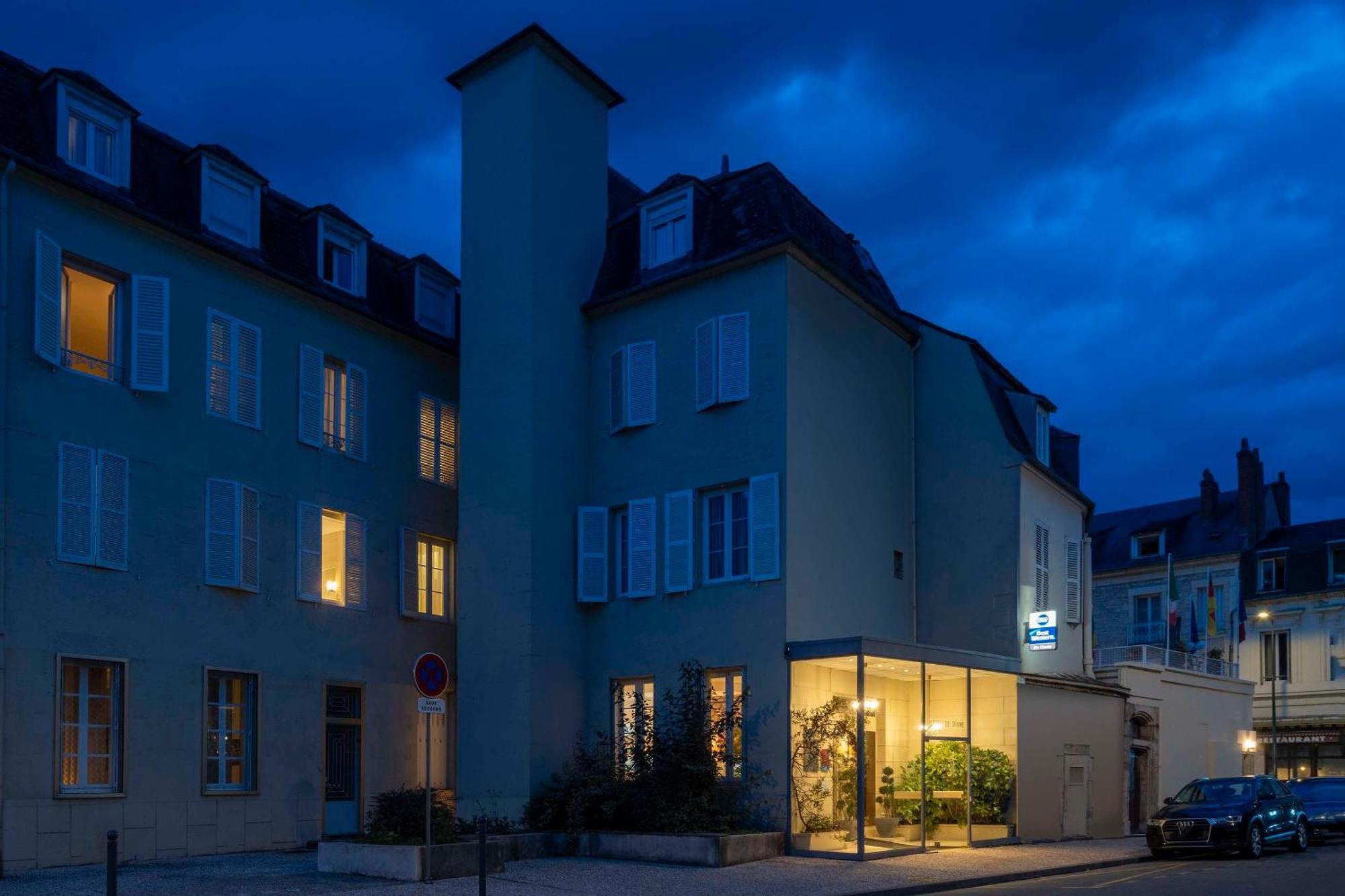Best Western De Diane Nevers Buitenkant foto