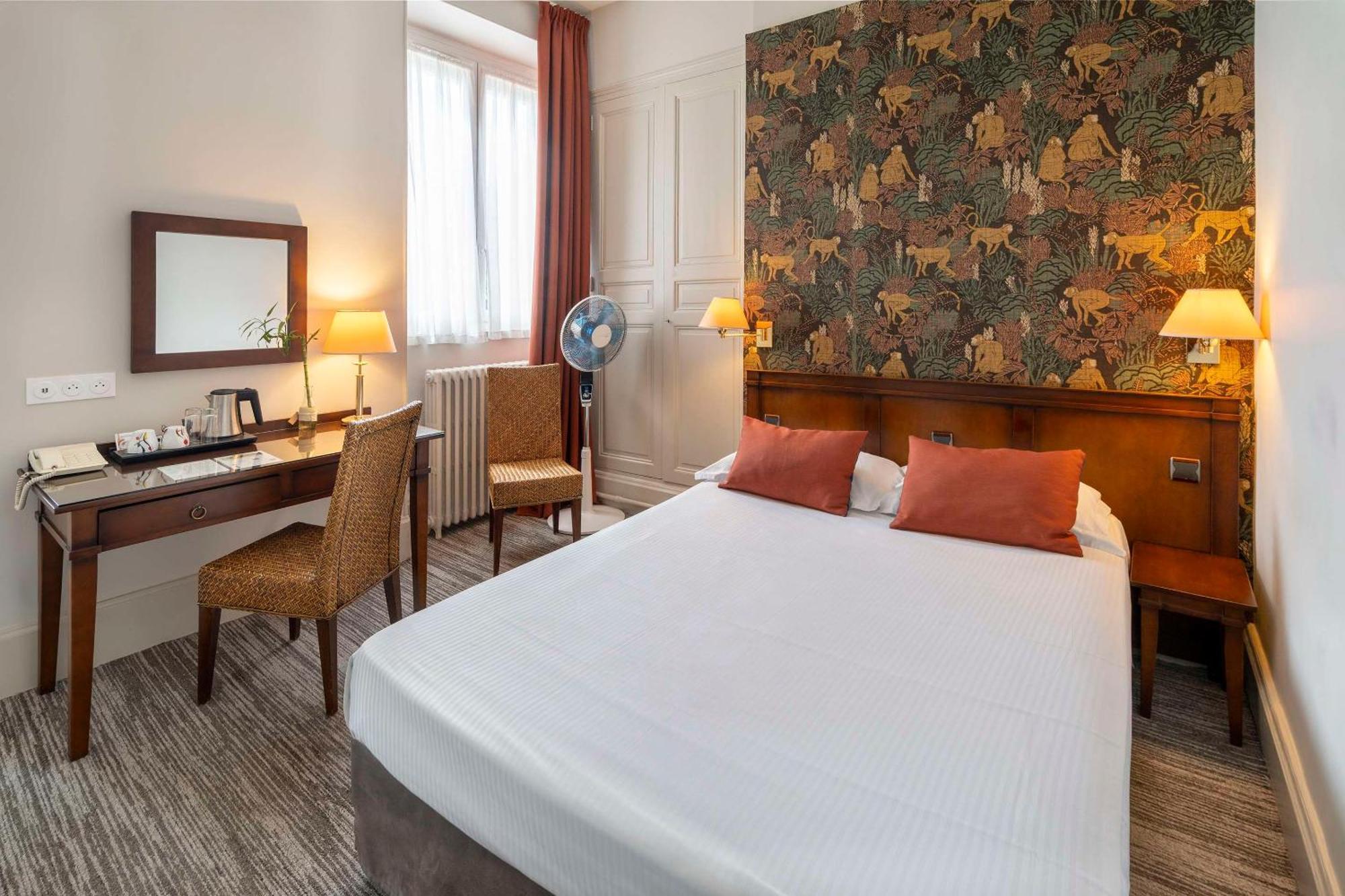 Best Western De Diane Nevers Buitenkant foto